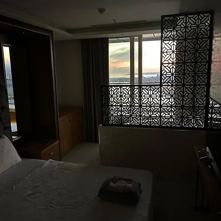 Magnificent High Floor With Private Jacuzzi דירה *