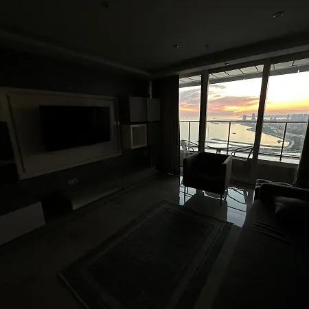 Apartment Magnificent High Floor With Private Jacuzzi