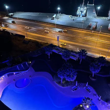 Magnificent High Floor With Private Jacuzzi *