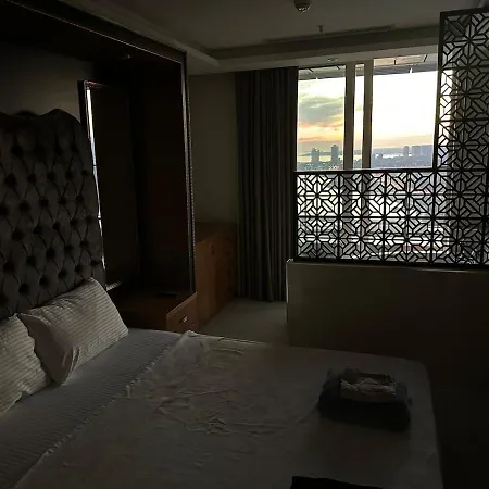 Magnificent High Floor With Private Jacuzzi