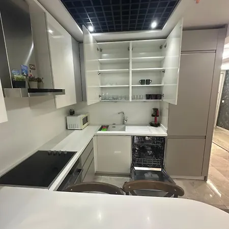 Magnificent High Floor With Private Jacuzzi