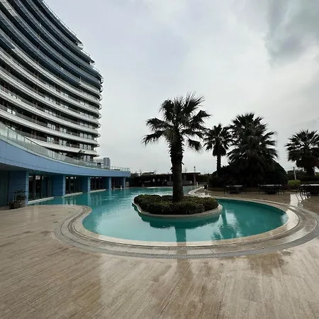 Magnificent High Floor With Private Jacuzzi Apartment